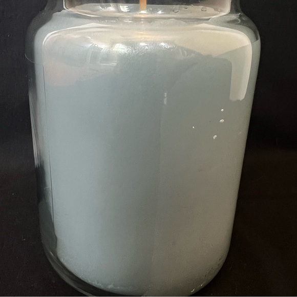 Yankee Candle BEACH BLUE 2013 LIMITED EDITION 22oz VERY HTF! NEW/FRESH - Picture 3 of 7